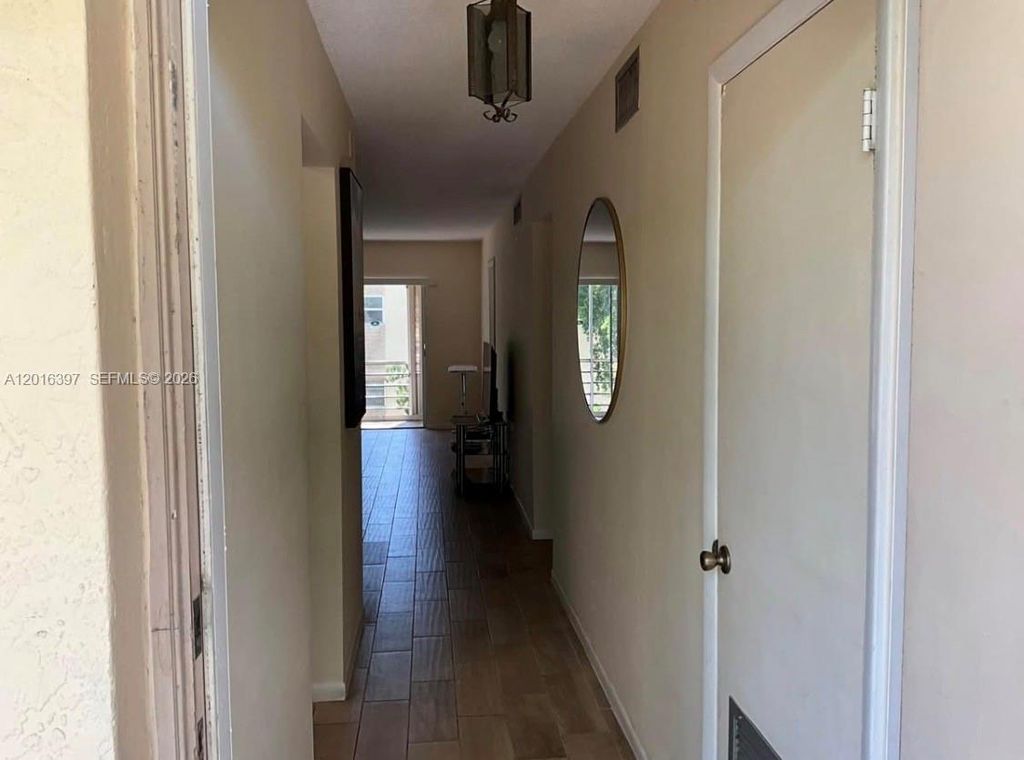 Photo of 151 Berkley Rd #303, Hollywood, FL 33024 (MLS # A12016397)