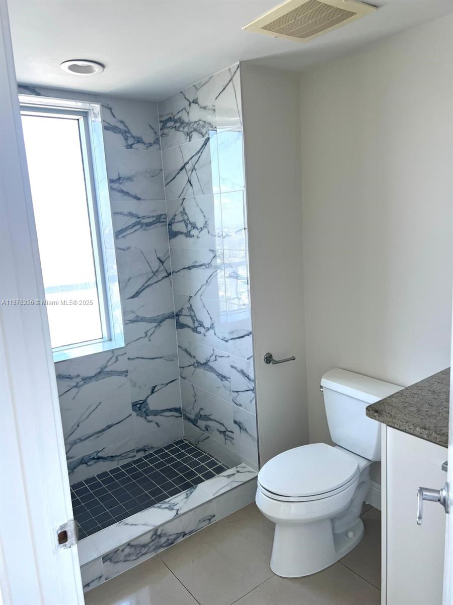 LATITUDE ON THE RIVER CON - Residential