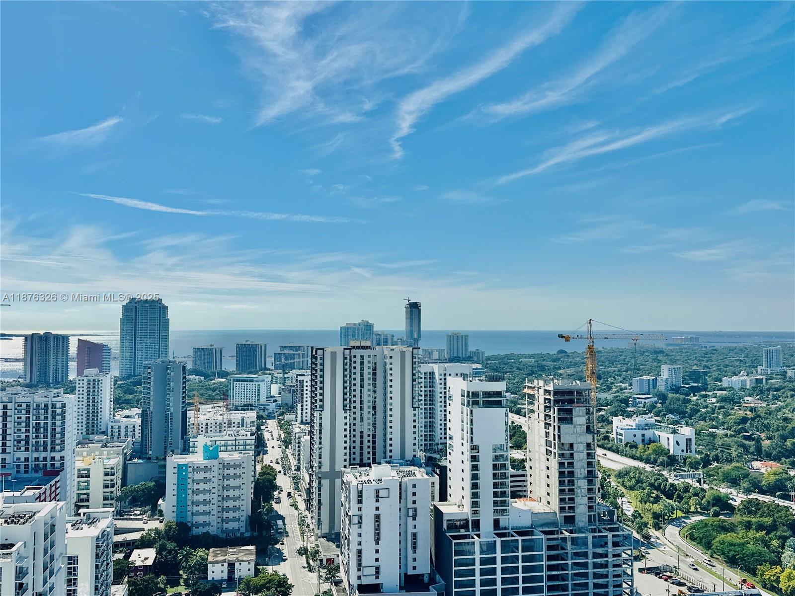 LATITUDE ON THE RIVER CON - Residential