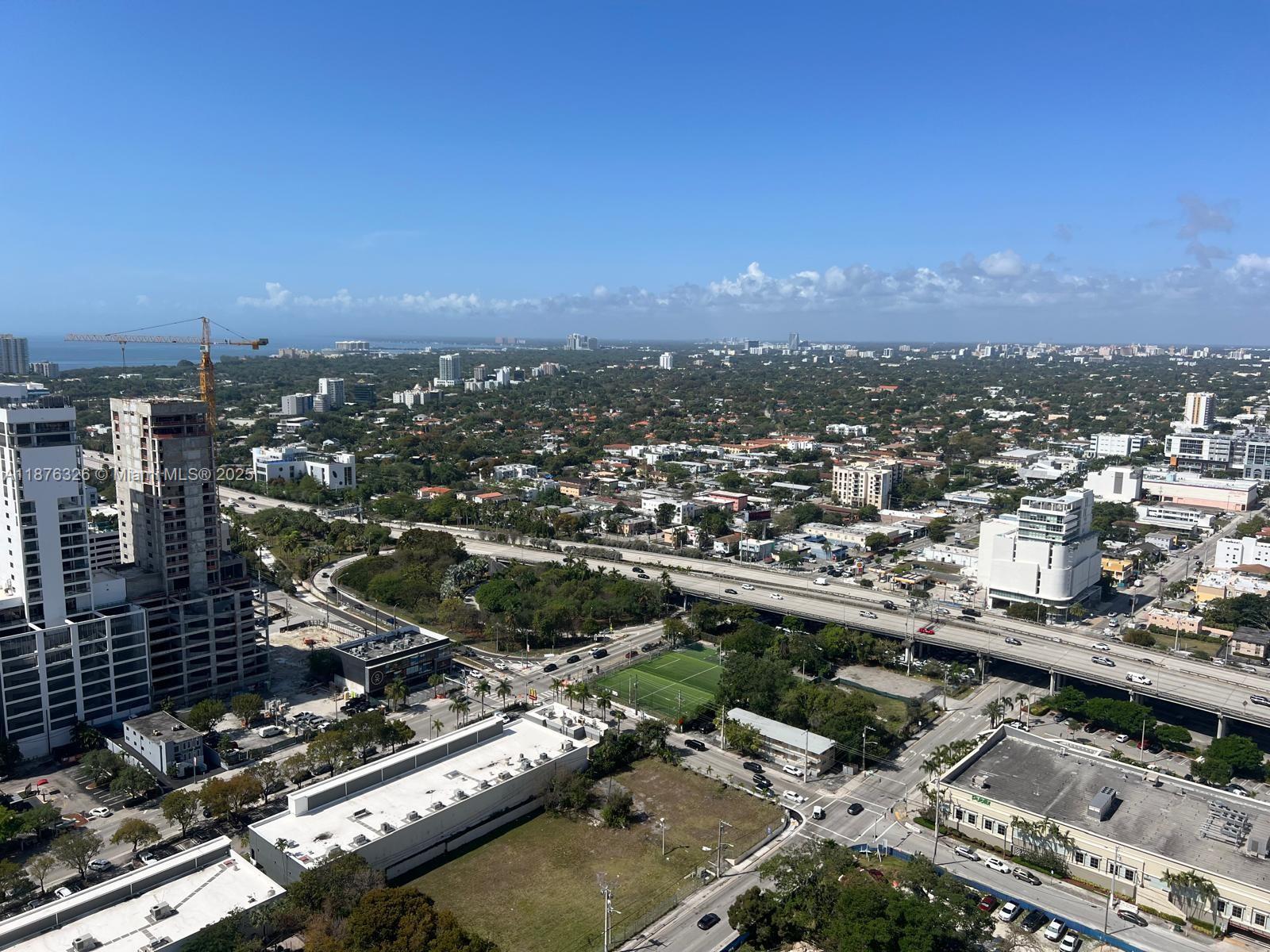 LATITUDE ON THE RIVER CON - Residential