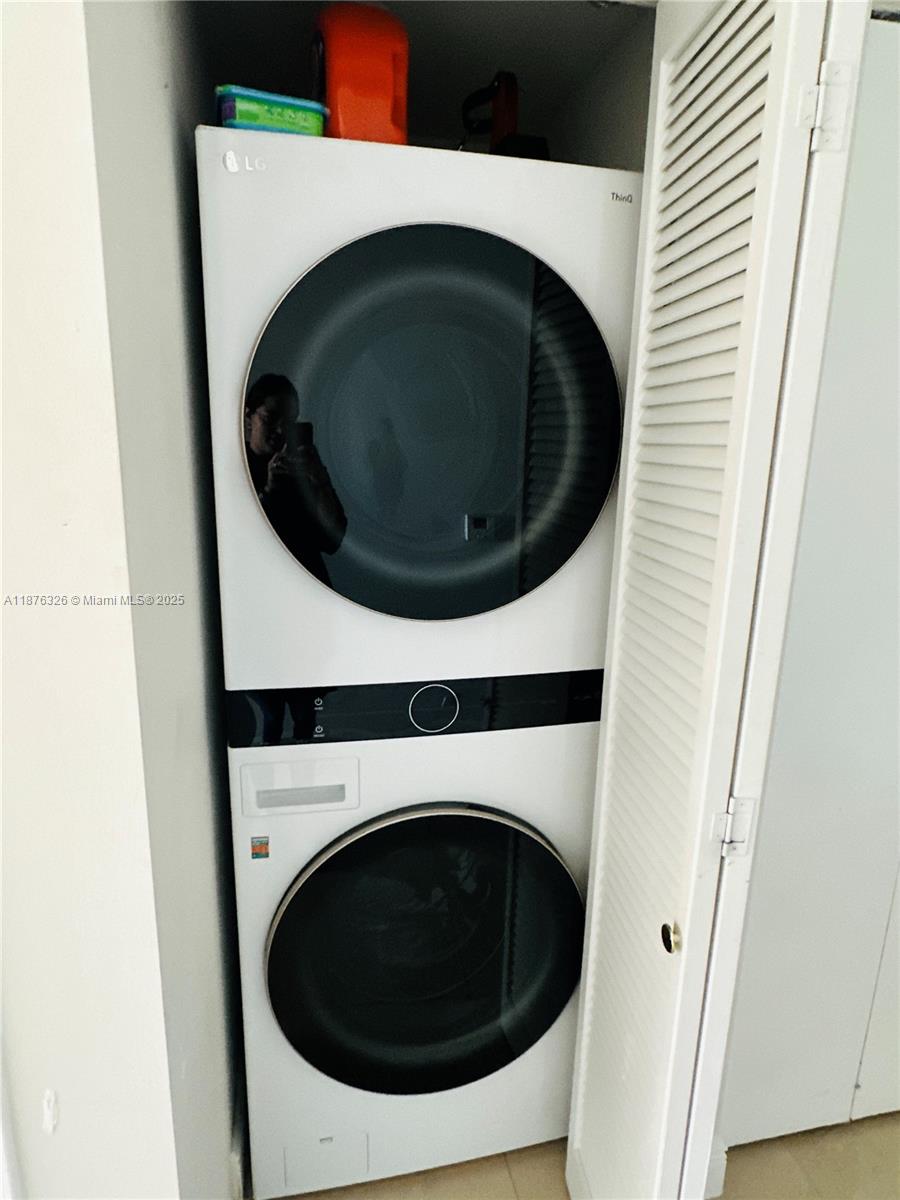 LATITUDE ON THE RIVER CON - Residential