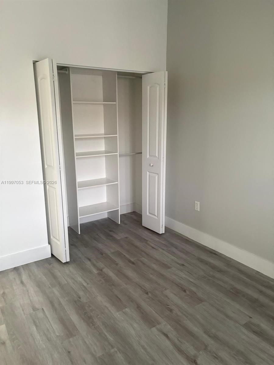 VISTA ALEGRE TOWNHOMES VI - Residential