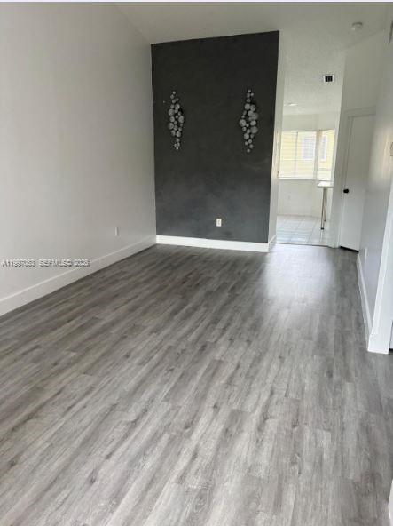 VISTA ALEGRE TOWNHOMES VI - Residential