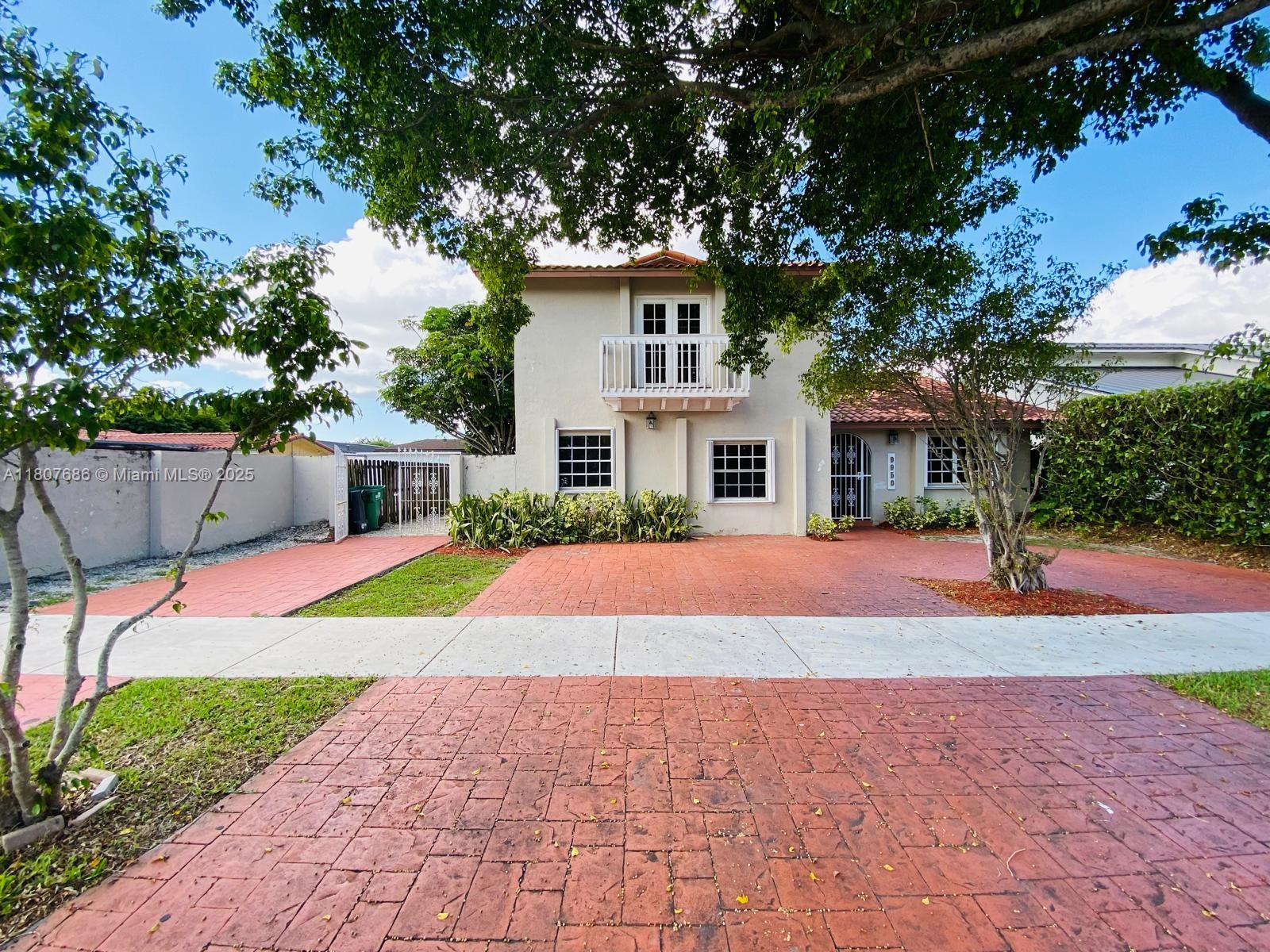 9950 Sw 26th St, Miami, Broward County, Florida - 4 Bedrooms  
3 Bathrooms - 