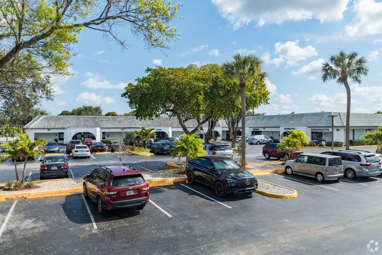 7100 W Commercial Blvd