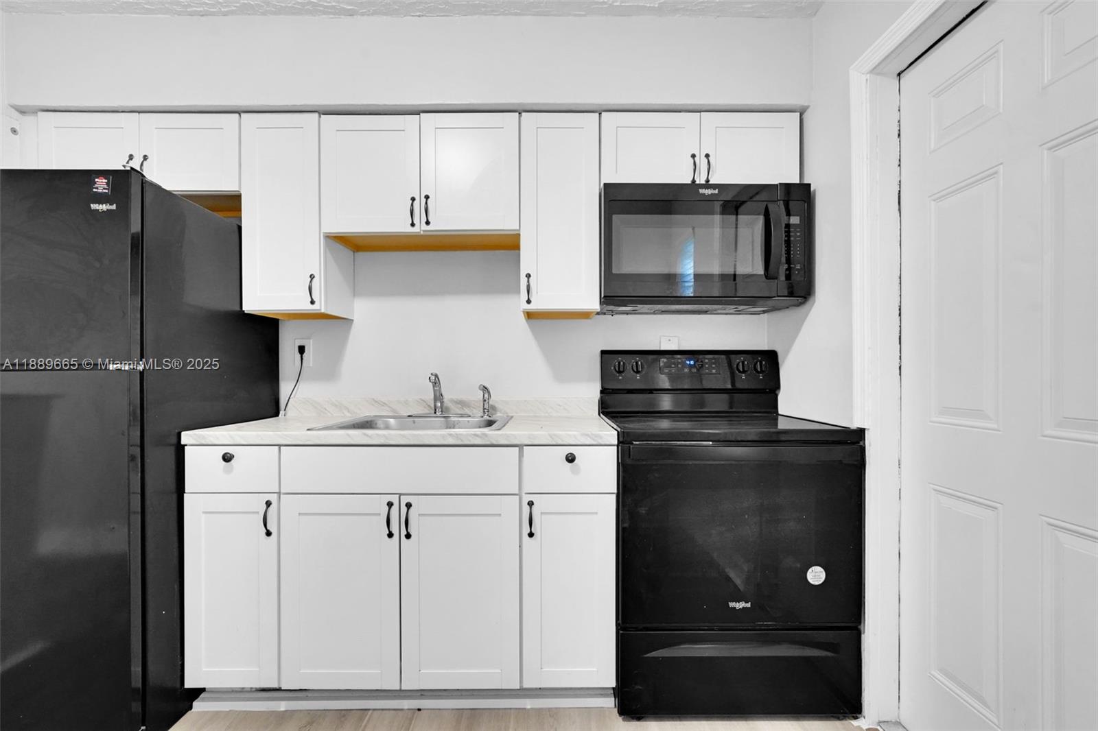COLLEGE TRACT 2ND ADD - Residential Lease