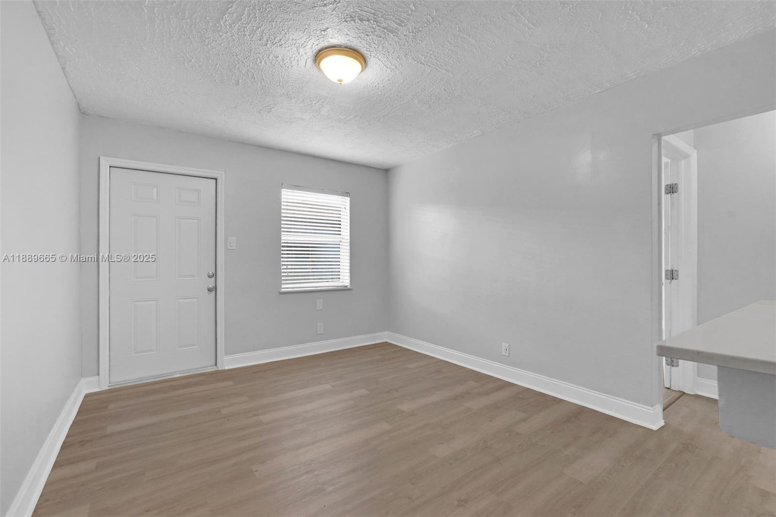 COLLEGE TRACT 2ND ADD - Residential Lease