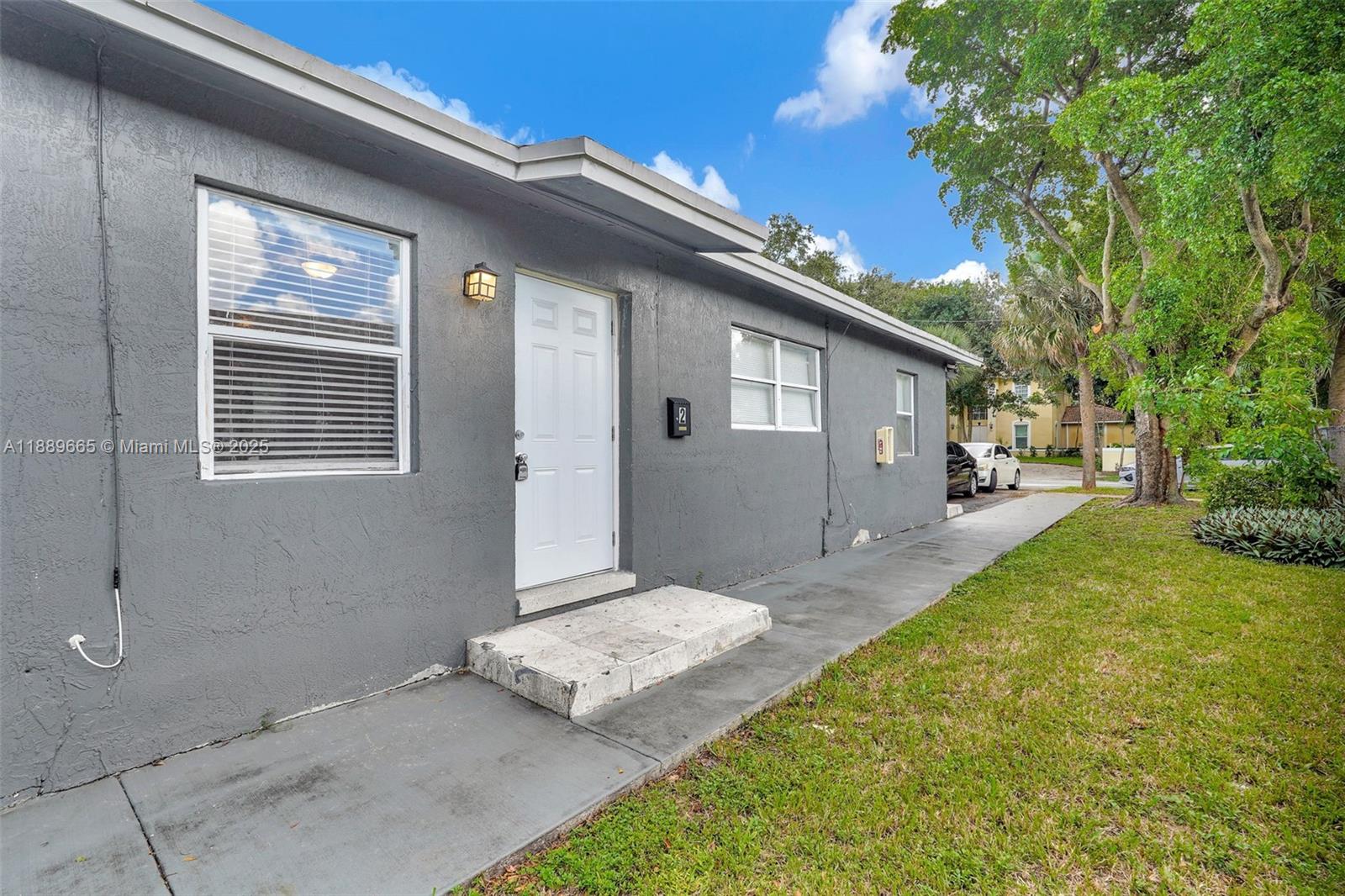 COLLEGE TRACT 2ND ADD - Residential Lease