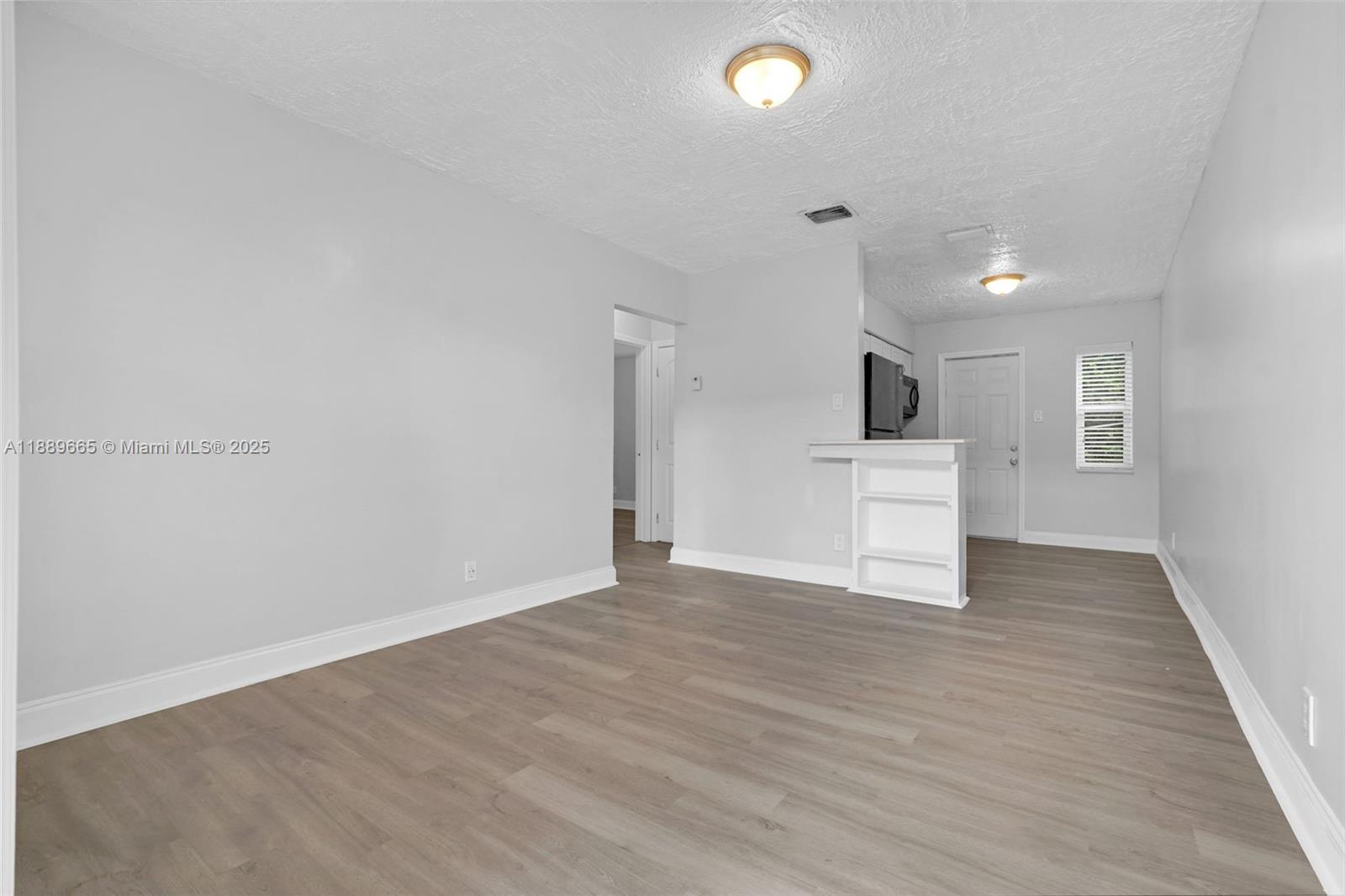 COLLEGE TRACT 2ND ADD - Residential Lease