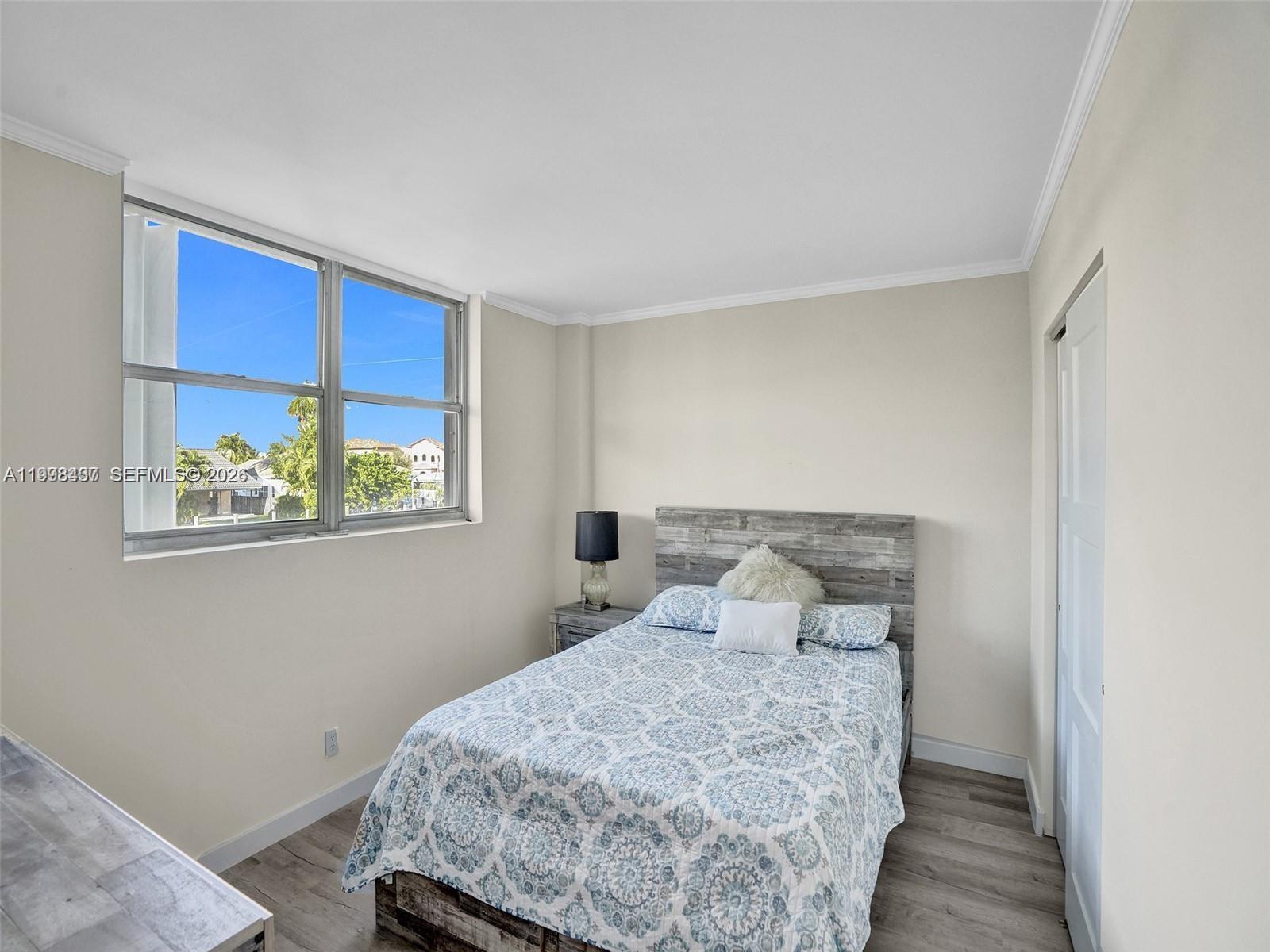 CROMWELL EAST CONDO - Residential