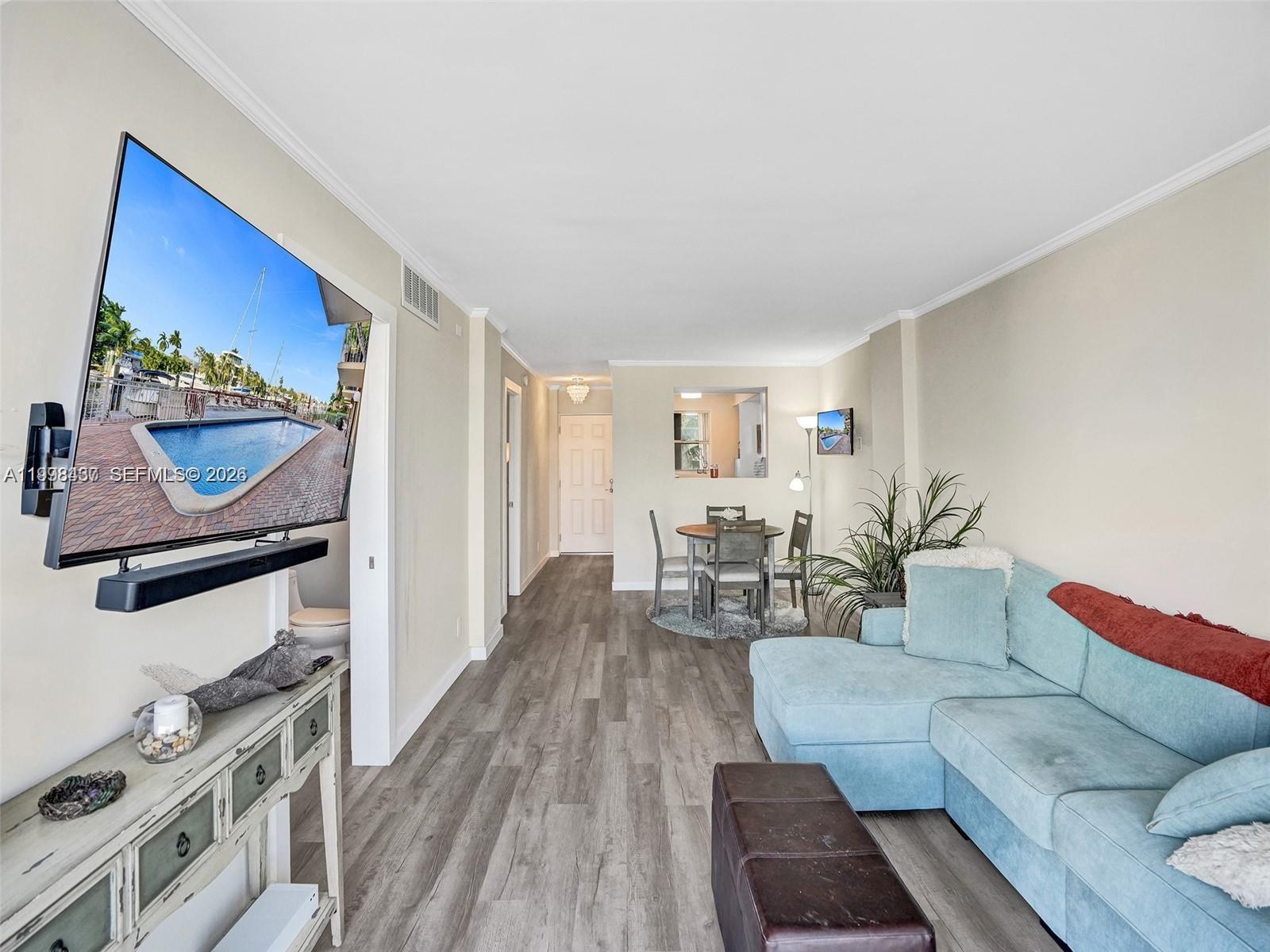 CROMWELL EAST CONDO - Residential