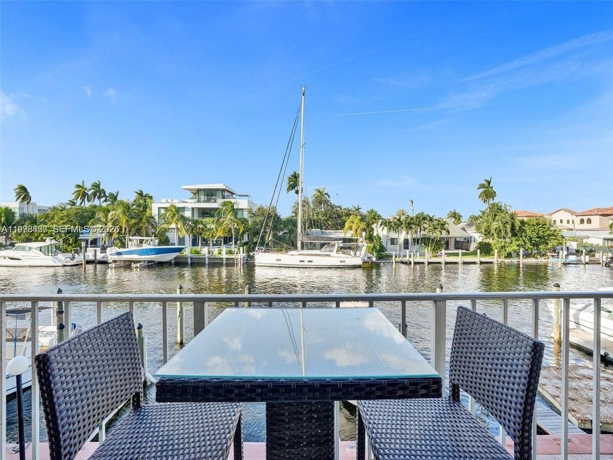 Fully renovated 2-bed, 1.5-bath condo right on the Intracoastal — marina views from your living room, balcony, and bedroom. Everything inside has been redone: new flooring, updated kitchen with stainless appliances, and finishes that actually feel elevated. Sliding doors open the living space straight onto the balcony, making indoor-outdoor living effortless.
Building pool overlooks the water. Minutes from Las Olas, the beach, and Fort Lauderdale's best dining.