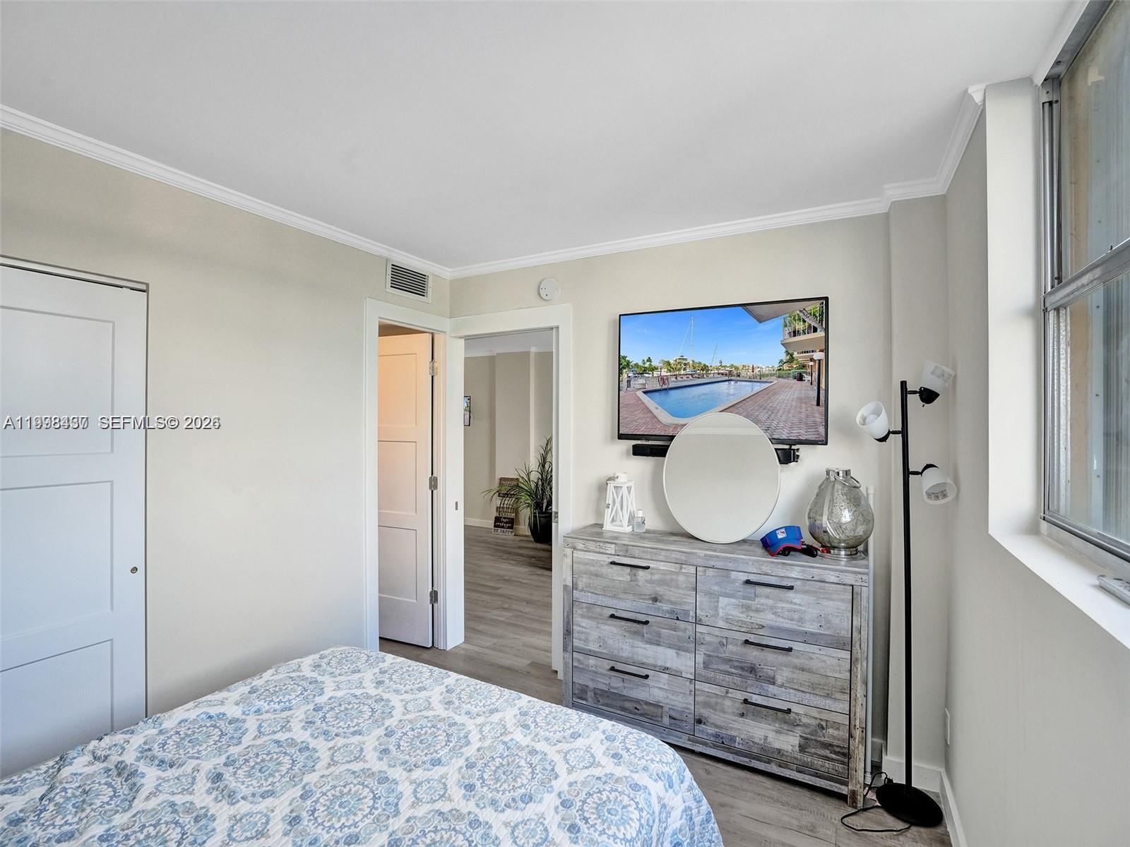 CROMWELL EAST CONDO - Residential