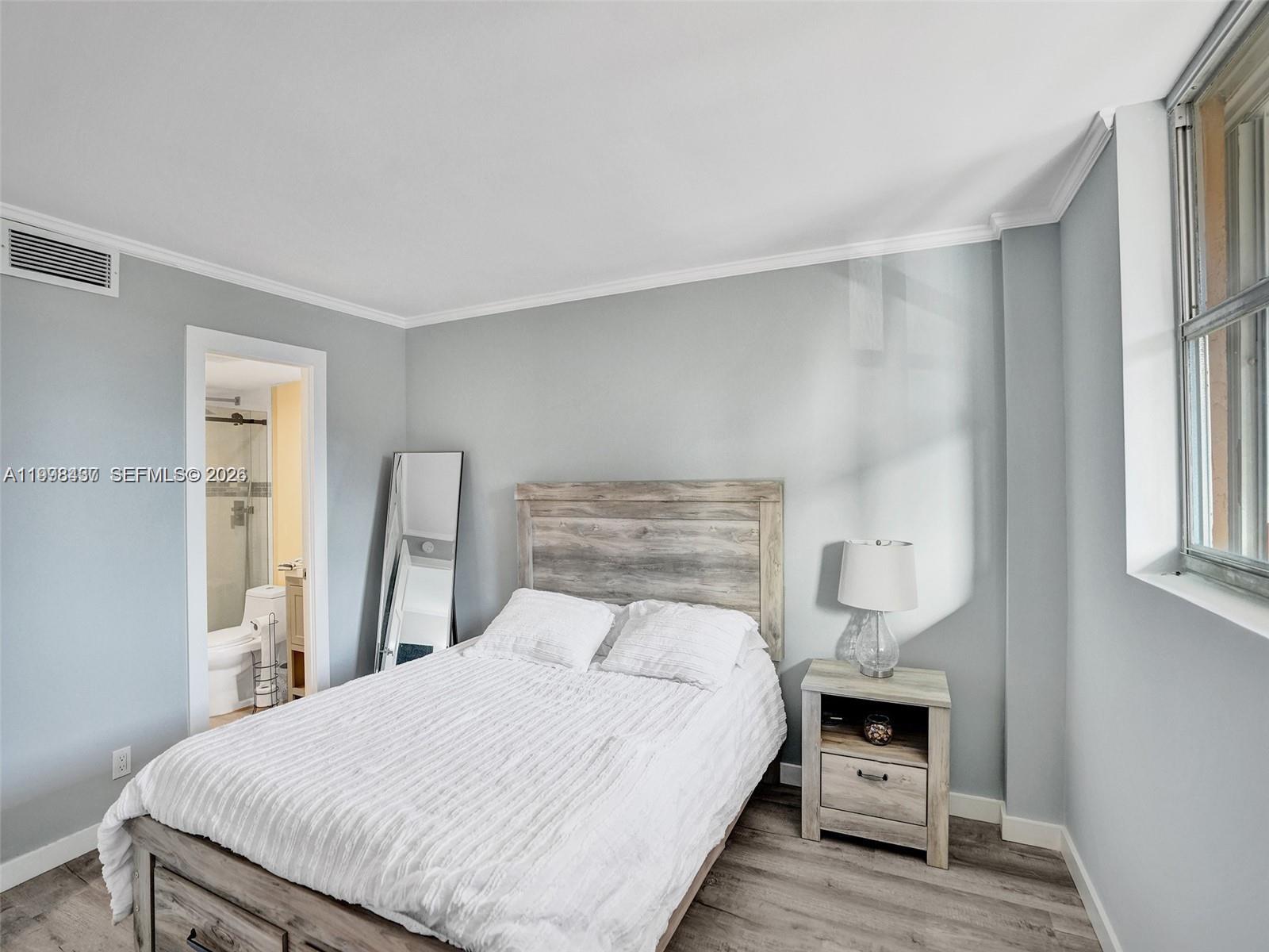 CROMWELL EAST CONDO - Residential