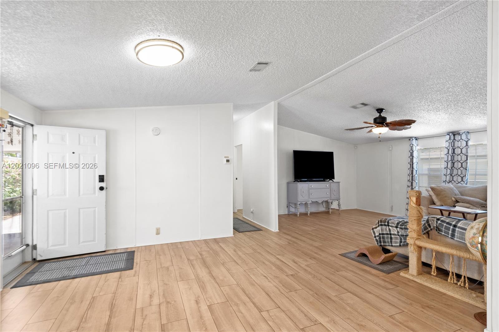RIDGEWAY - Residential