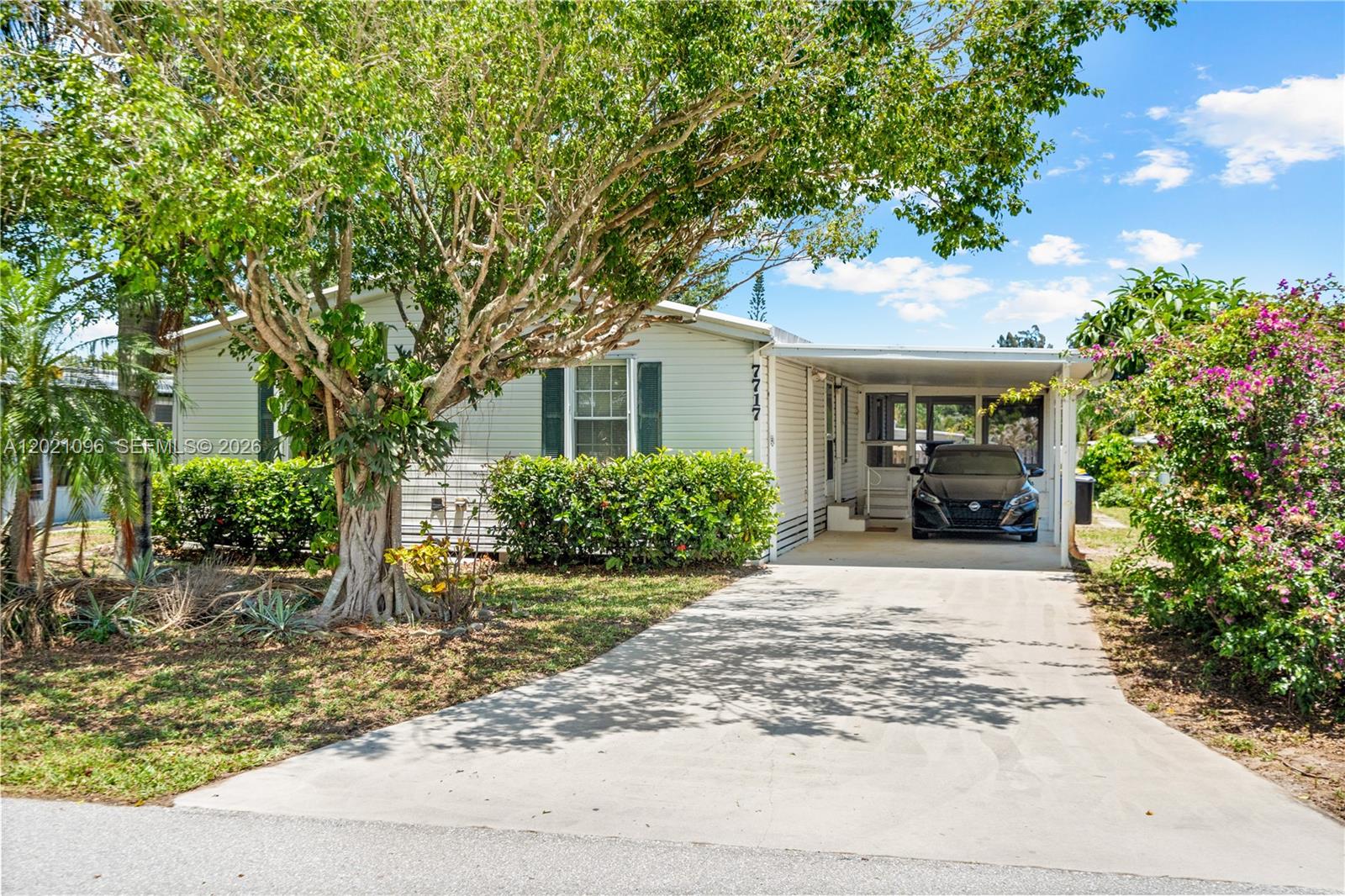 RIDGEWAY - Residential