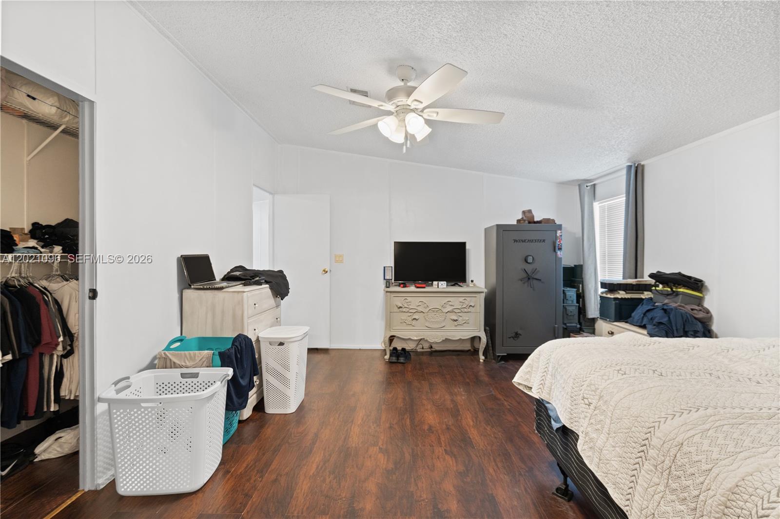 RIDGEWAY - Residential