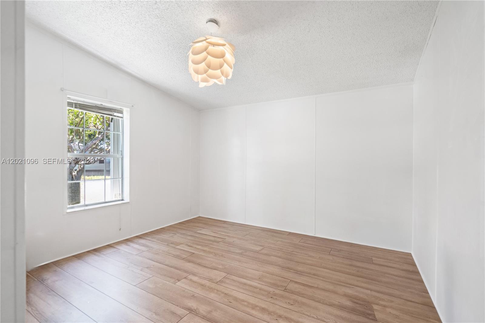 RIDGEWAY - Residential