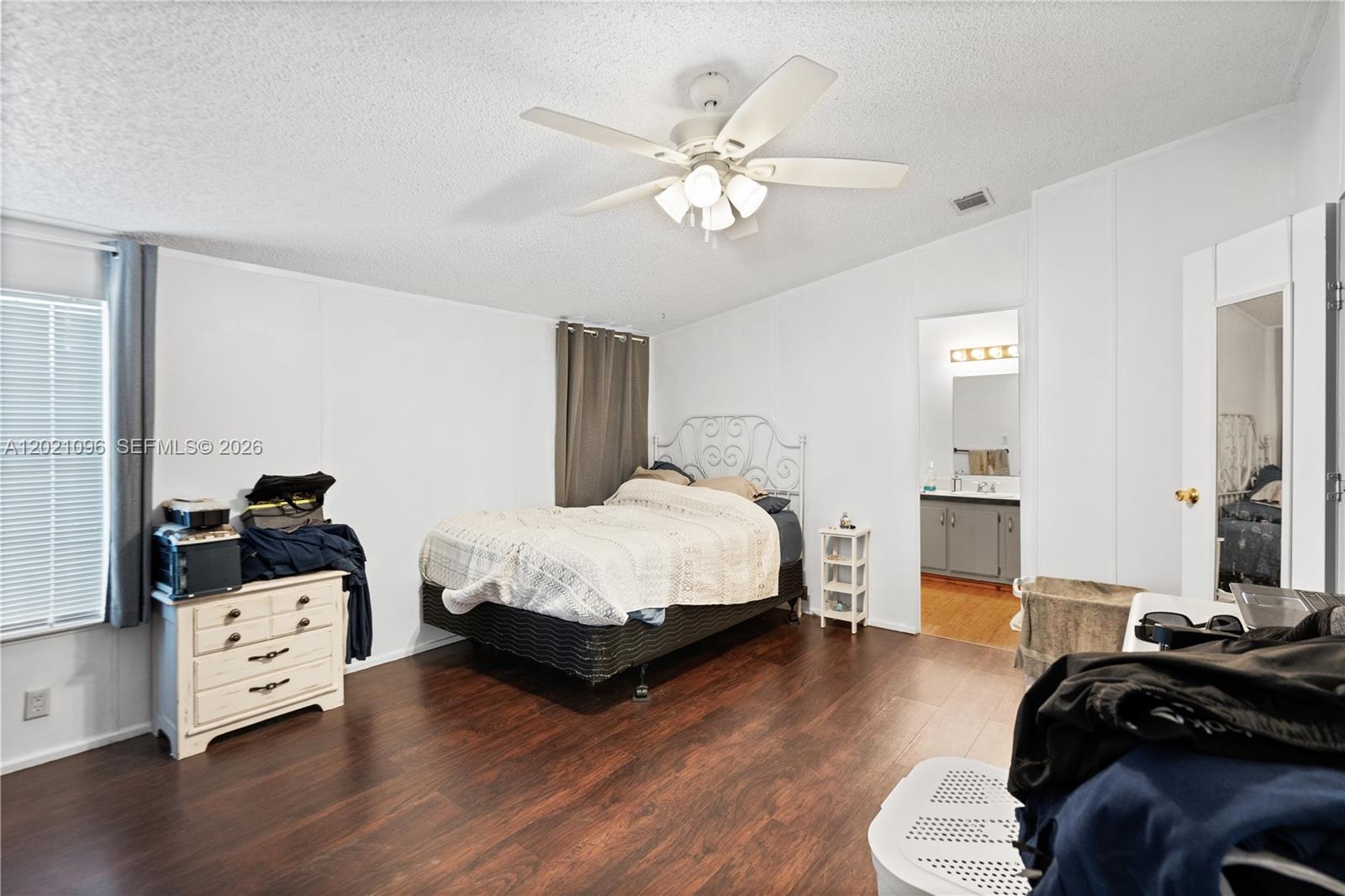 RIDGEWAY - Residential