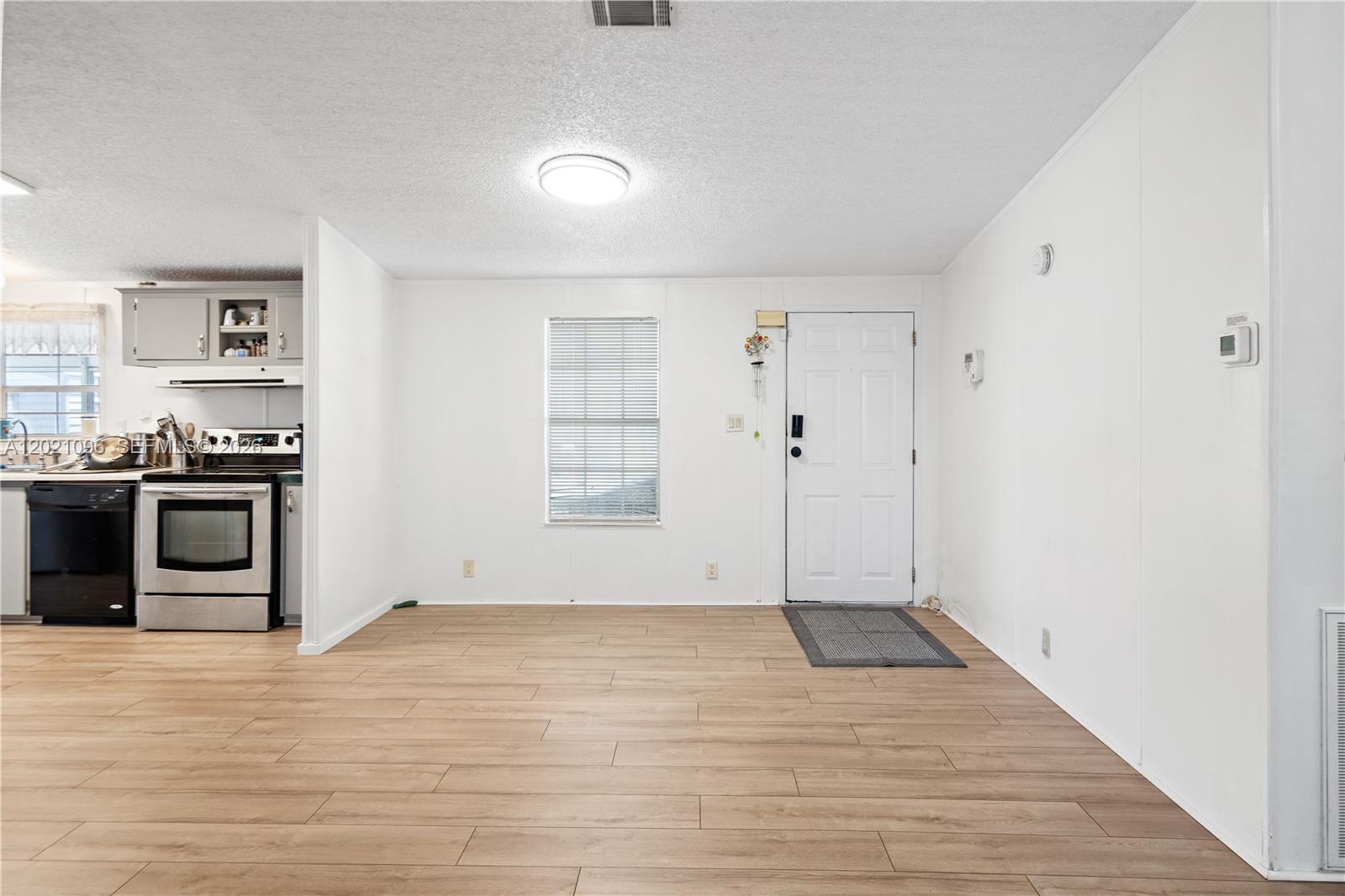 RIDGEWAY - Residential