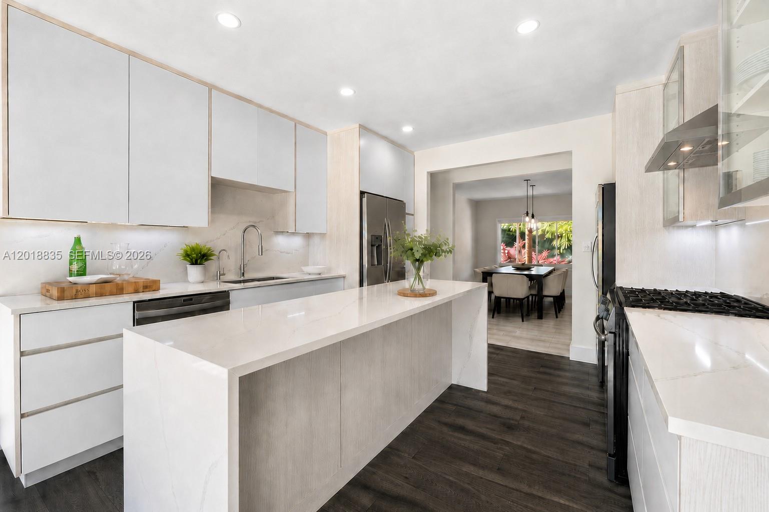 MIAMI SHORES SEC 3 - Residential