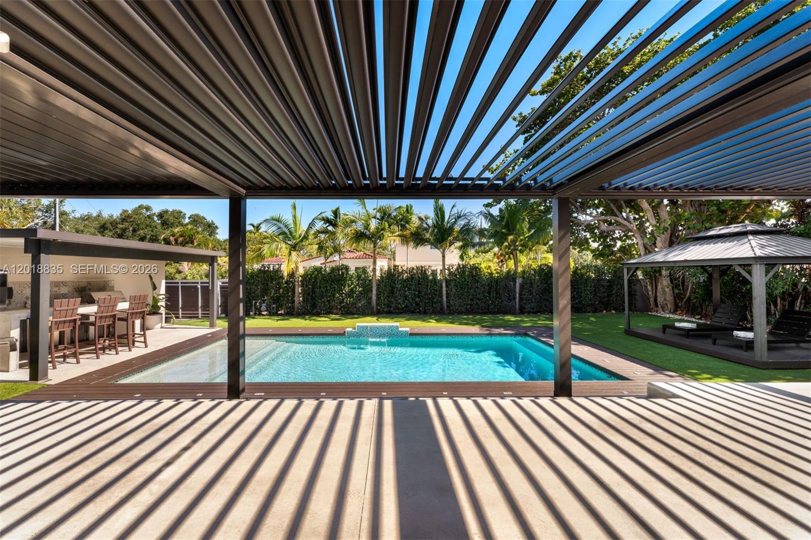 MIAMI SHORES SEC 3 - Residential