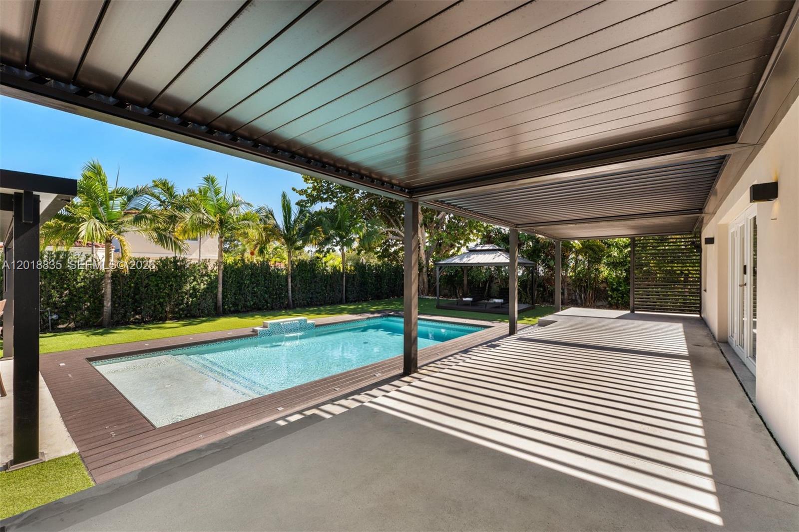 MIAMI SHORES SEC 3 - Residential