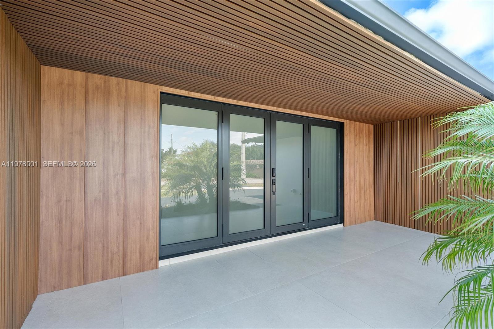 HOLLYWOOD HILLS - Residential Lease