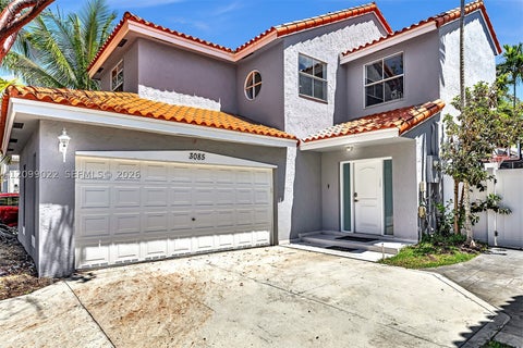 Photo of 3085 N 36th Ave, Hollywood, FL 33021 (MLS # A12099022)