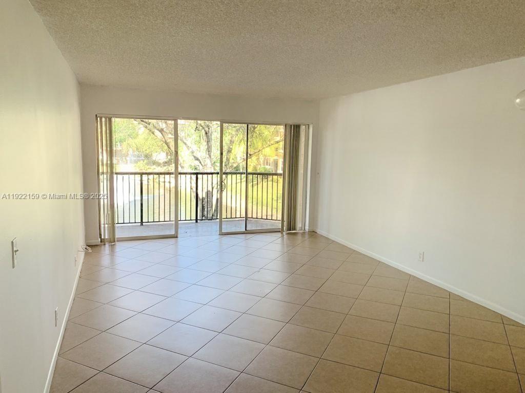 EDGEWATER CONDO - Residential Lease