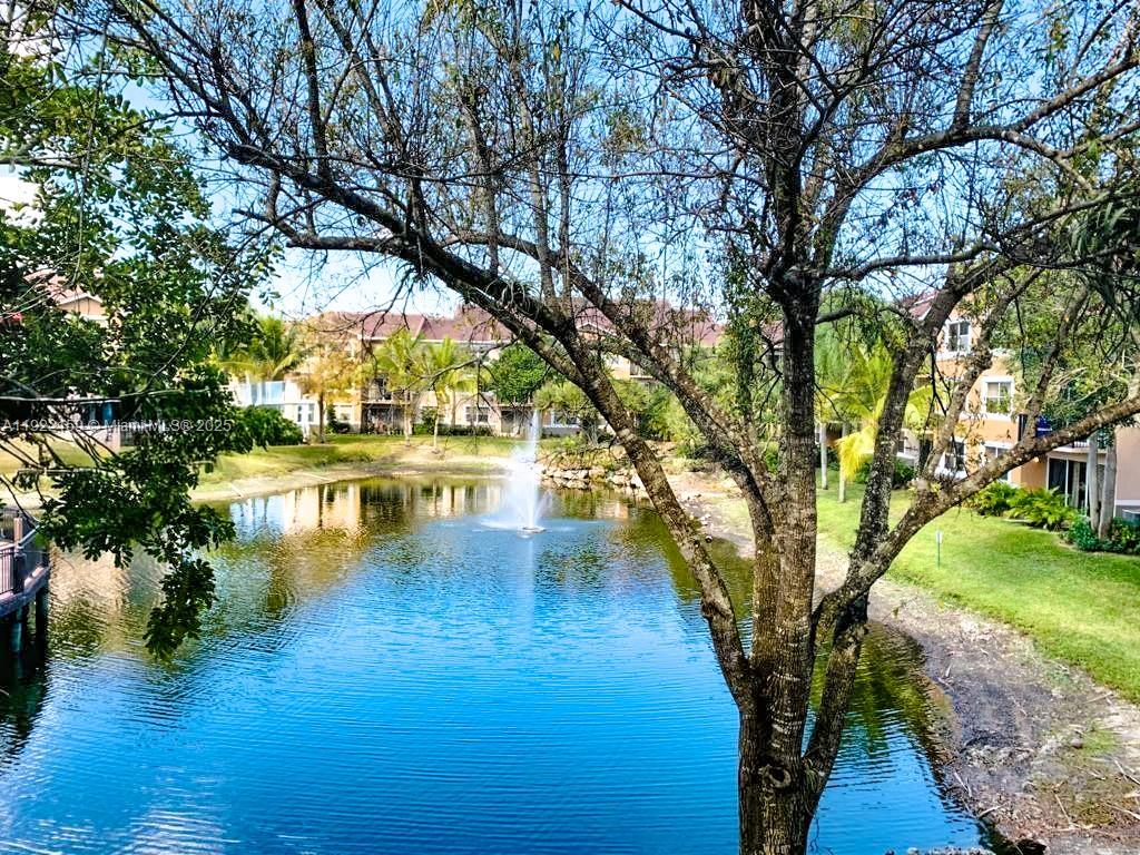 EDGEWATER CONDO - Residential Lease