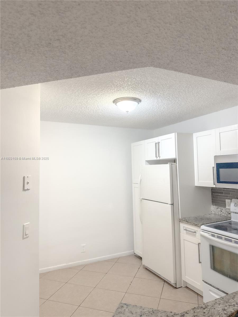 EDGEWATER CONDO - Residential Lease