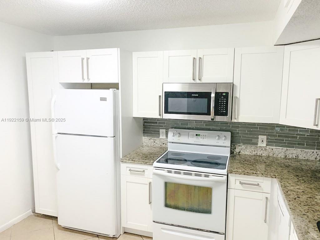 EDGEWATER CONDO - Residential Lease