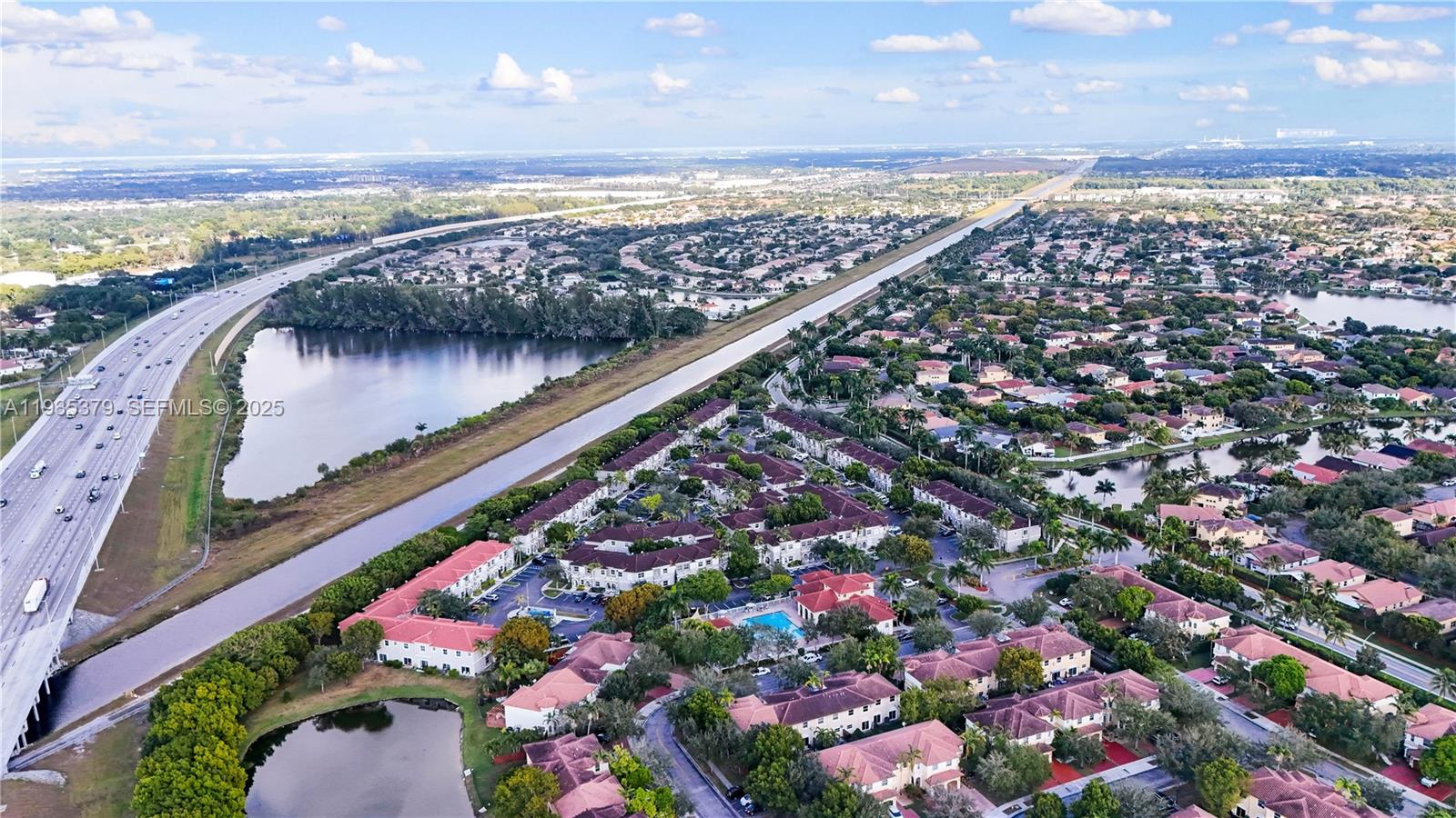 LAS TERRAZAS AT VIZCAYA C - Residential