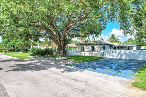 A home in Biscayne Park