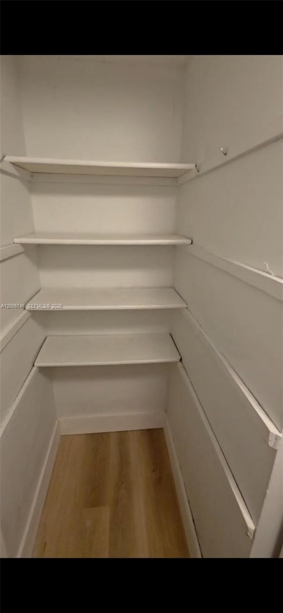 LA SALLE PARK CONDO - Residential Lease