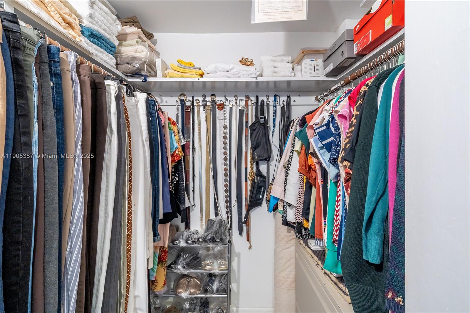 POINT EAST ONE CONDO-BLDG - Residential