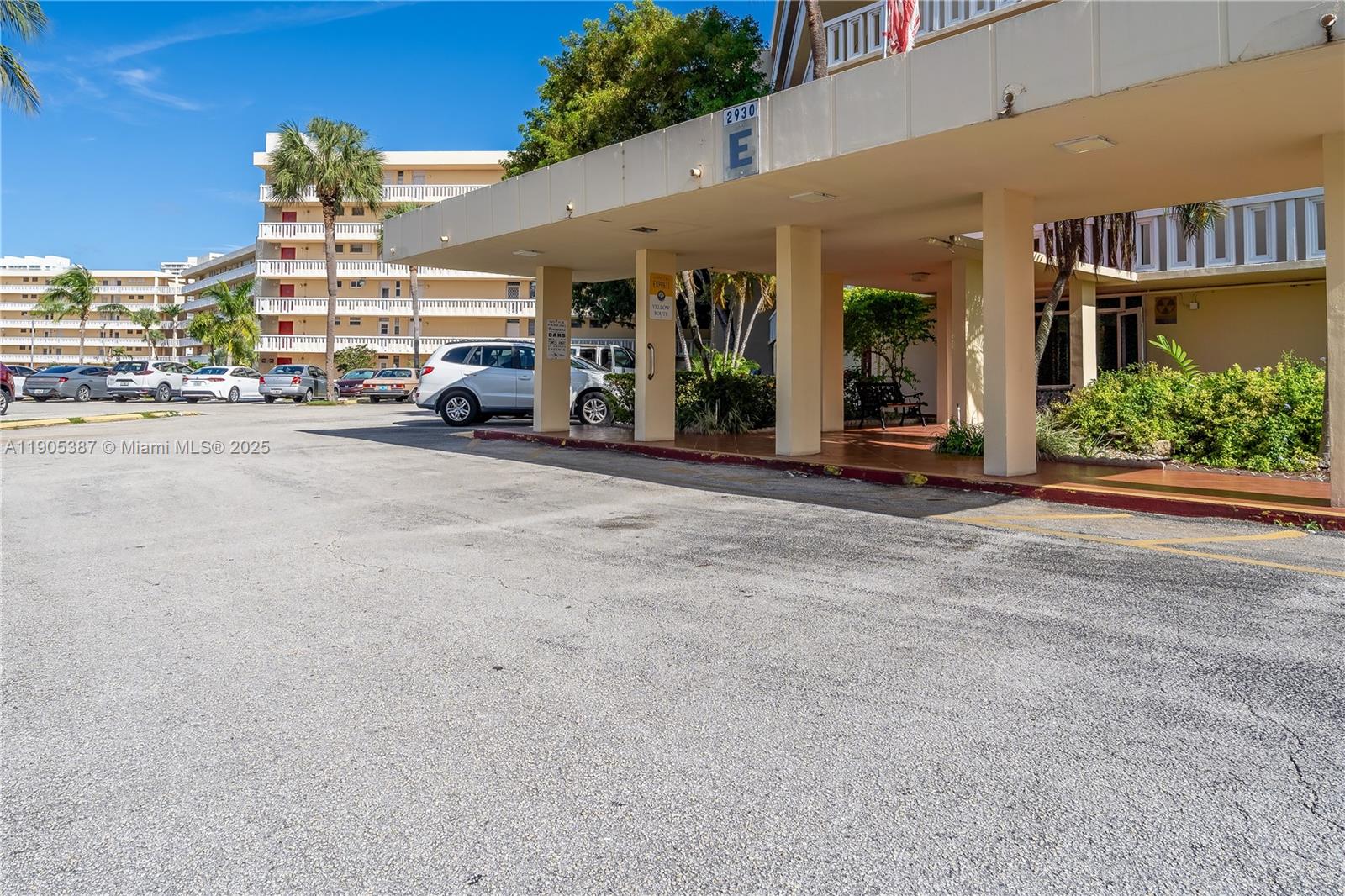 POINT EAST ONE CONDO-BLDG - Residential