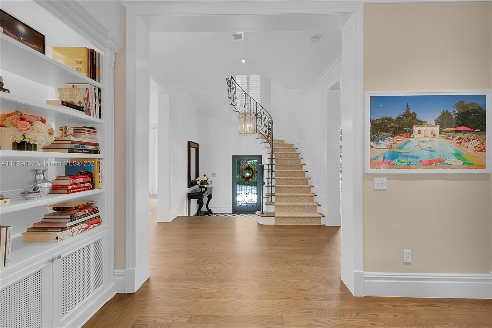 STONEGATE - Residential