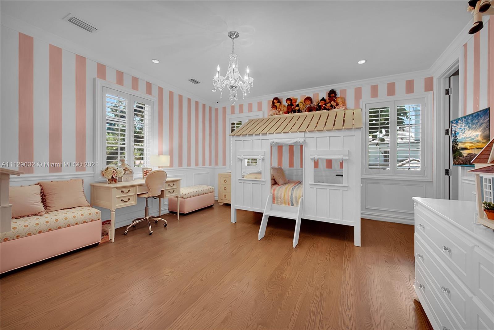 STONEGATE - Residential