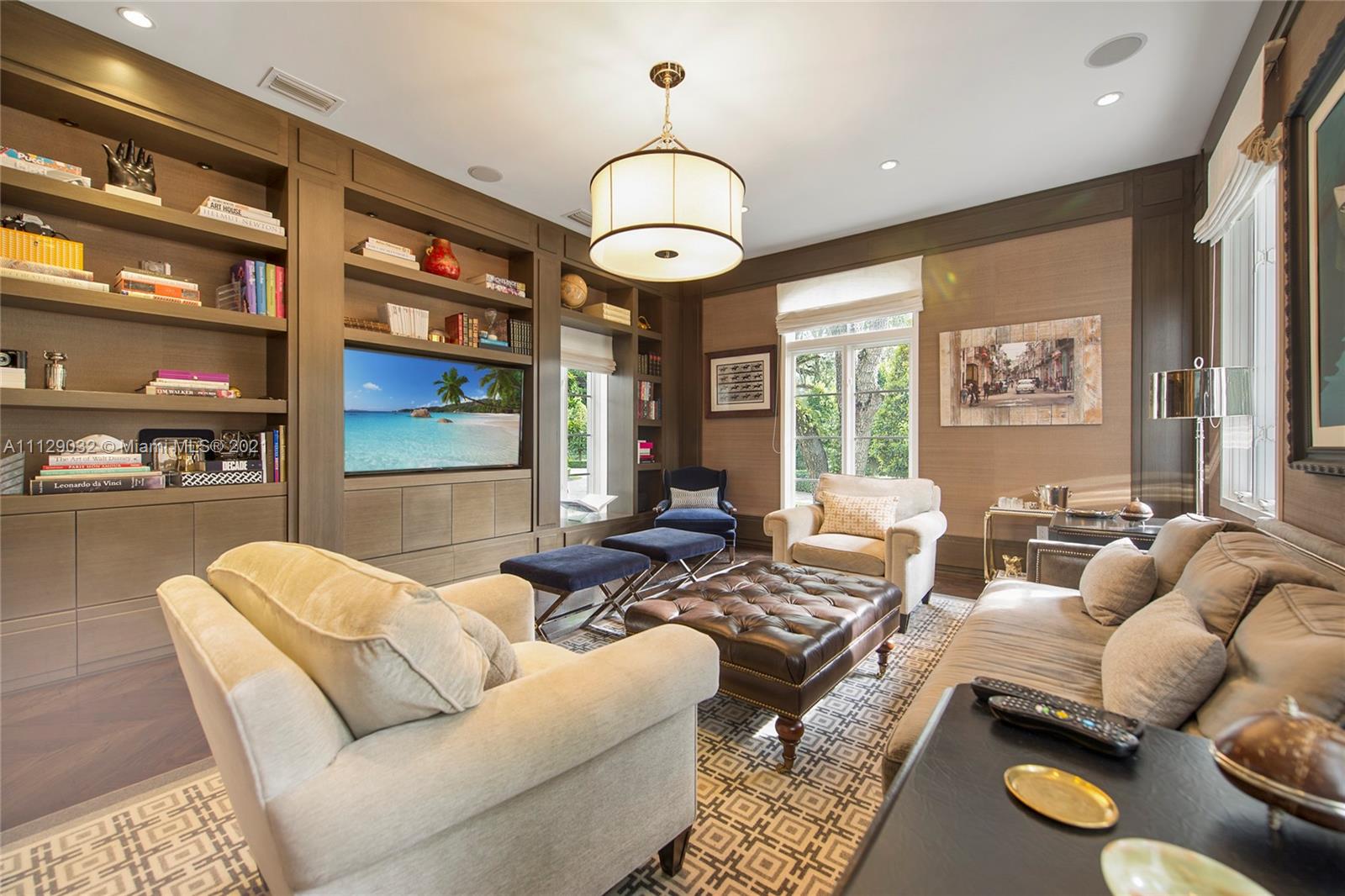 STONEGATE - Residential