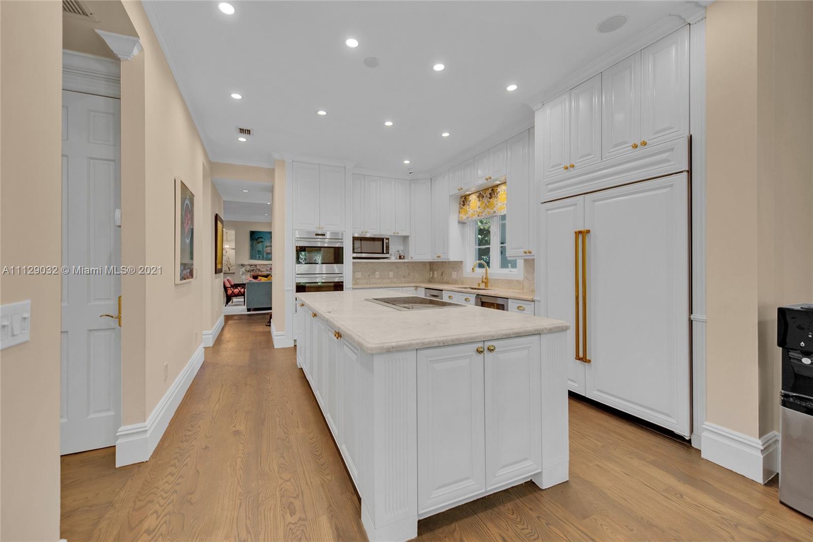 STONEGATE - Residential