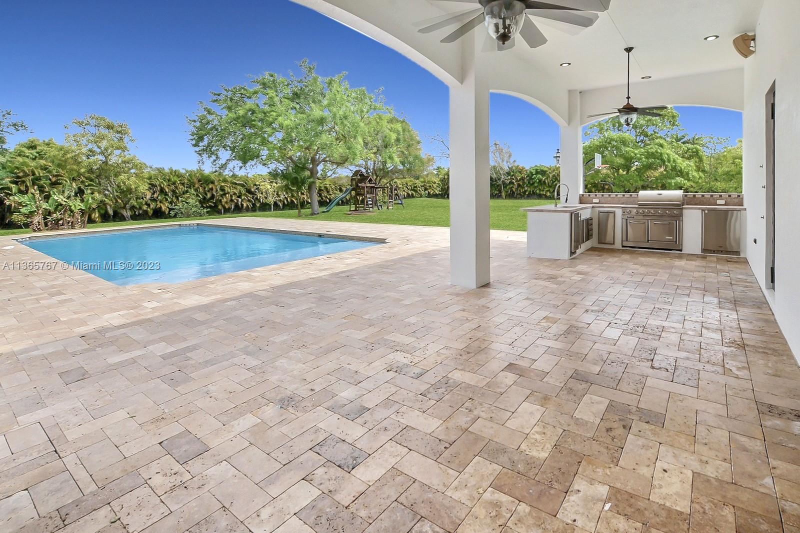 ROLLING OAKS ESTATES - Residential