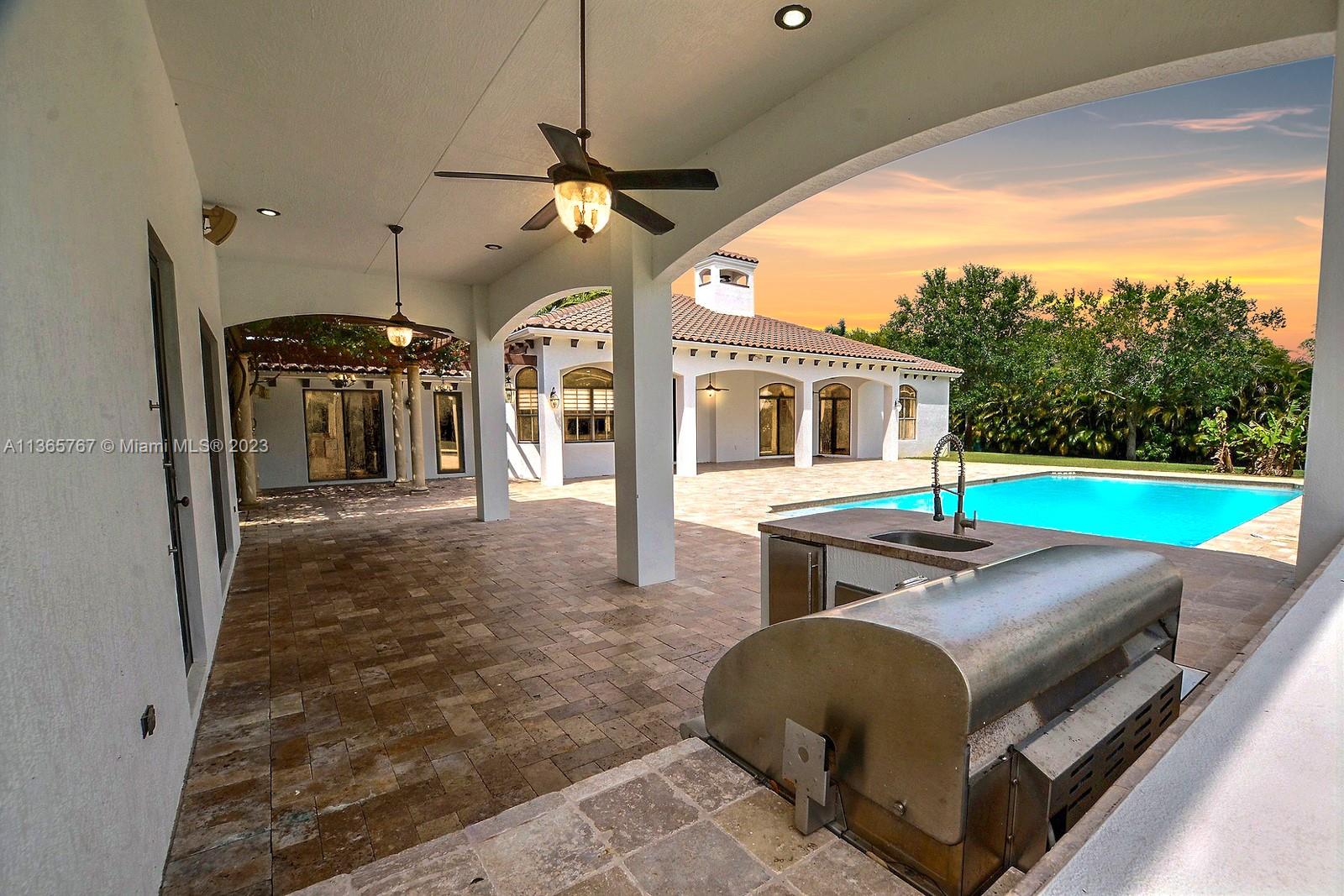 ROLLING OAKS ESTATES - Residential