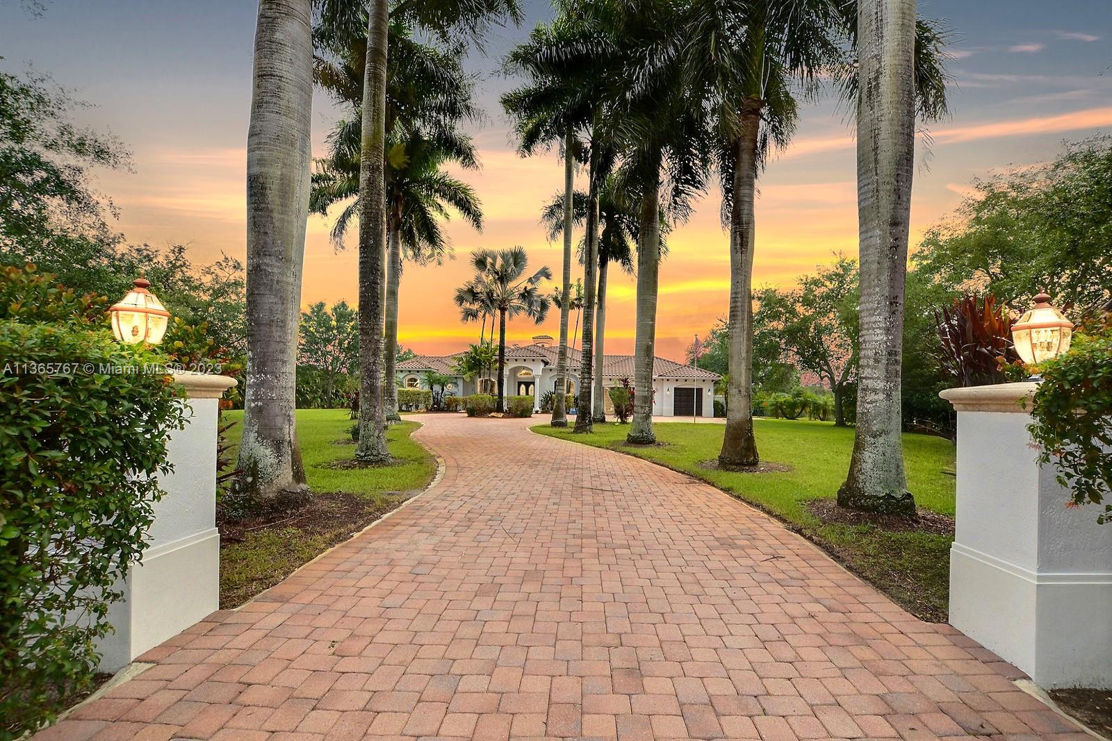 ROLLING OAKS ESTATES - Residential