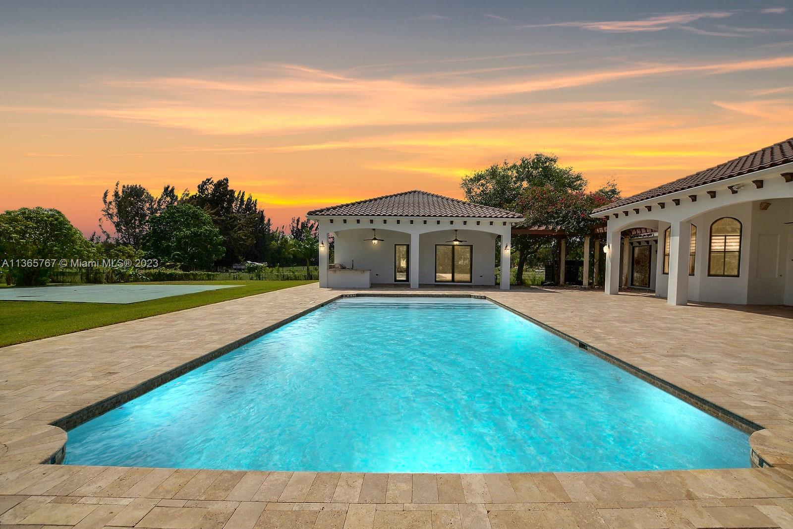 ROLLING OAKS ESTATES - Residential