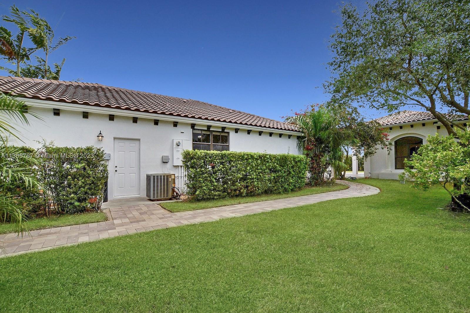 ROLLING OAKS ESTATES - Residential