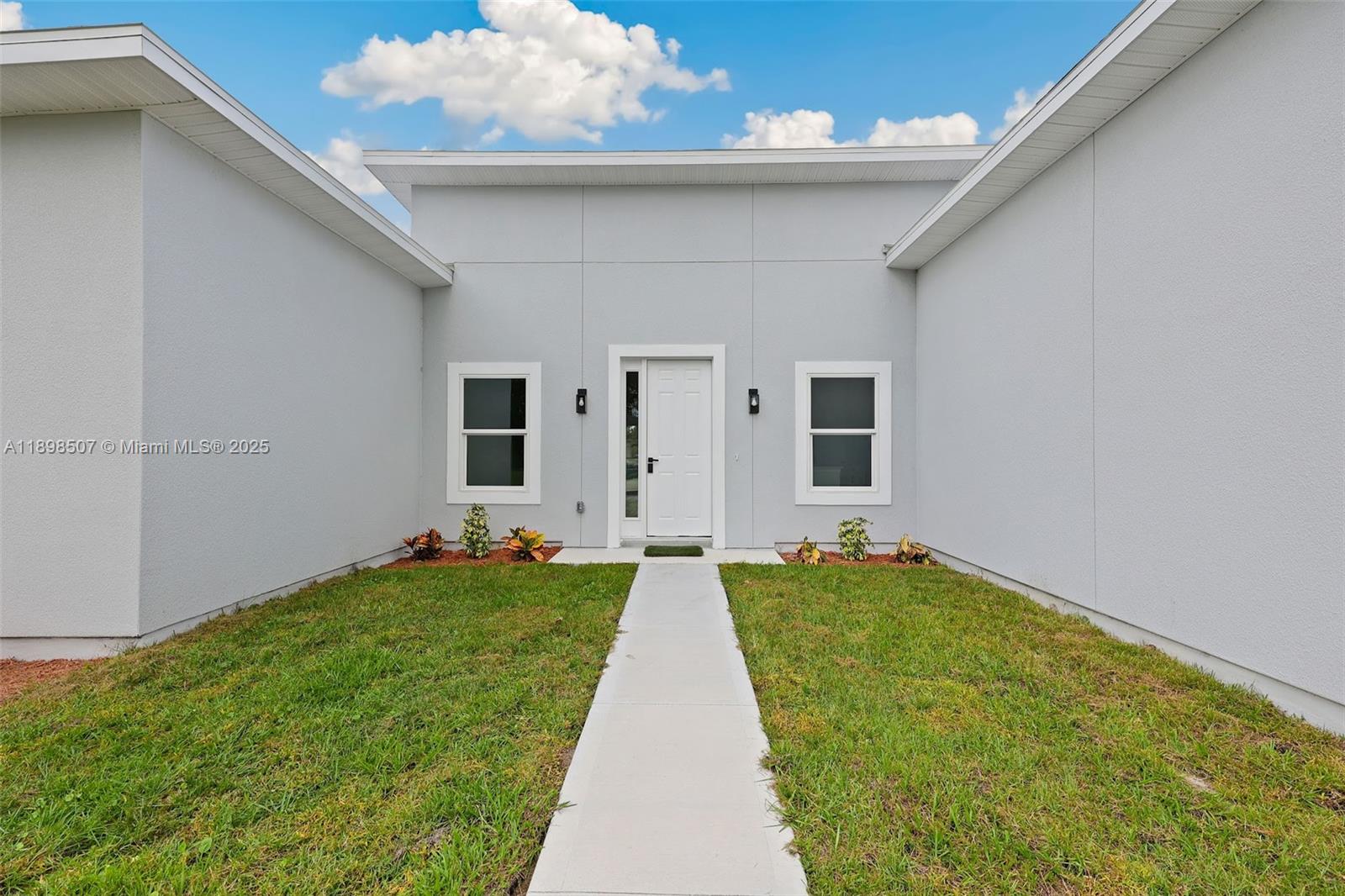 PORT MALABAR - Residential Lease