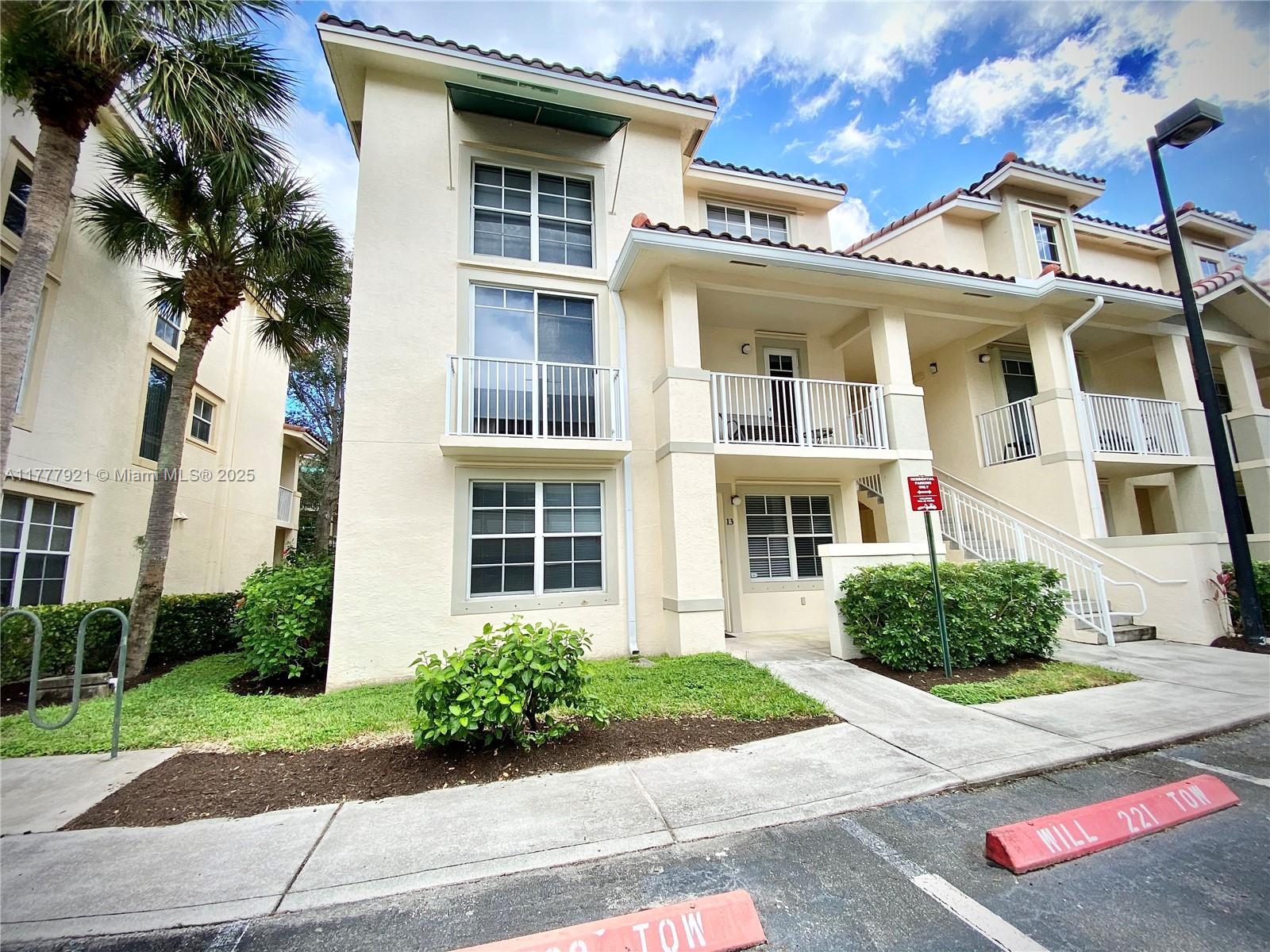 VILLAGE AT ABACOA CONDO - Residential Lease