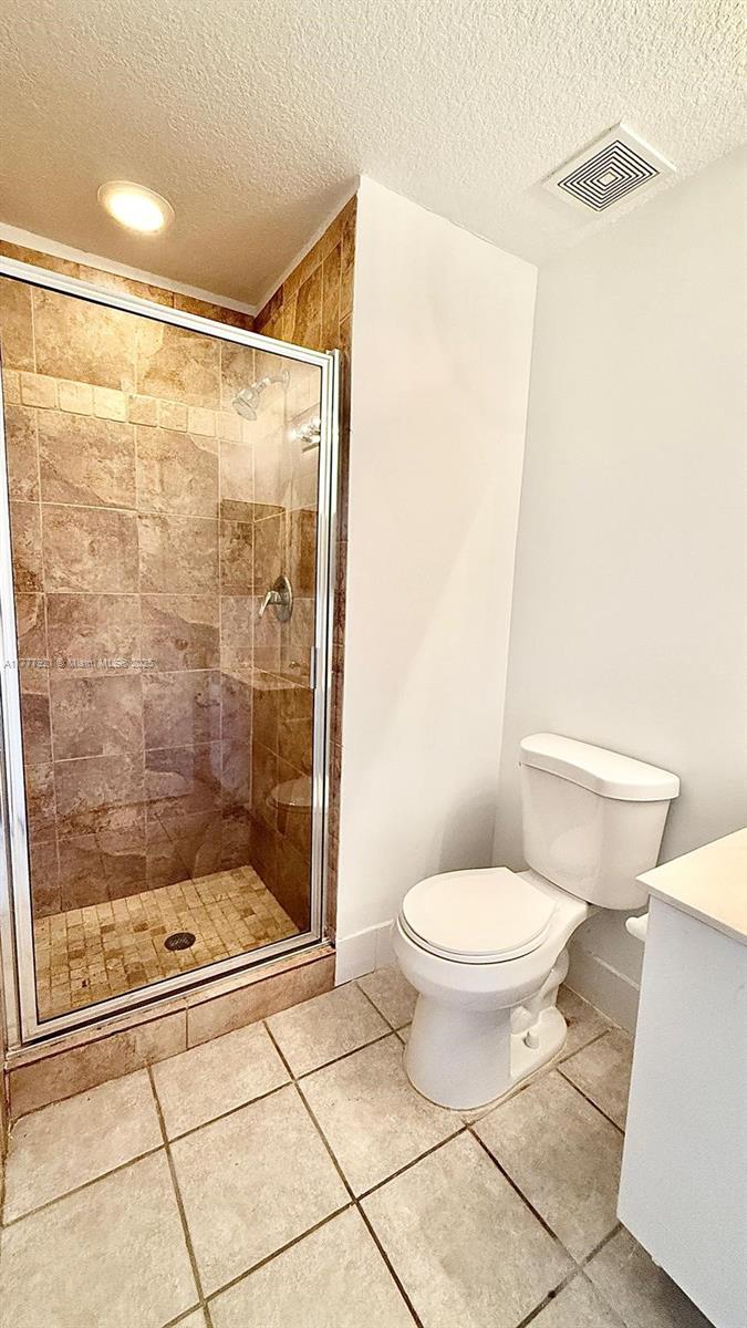 VILLAGE AT ABACOA CONDO - Residential Lease
